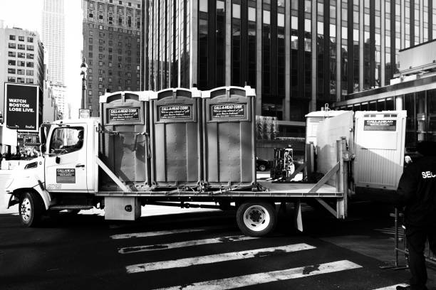 Best Portable toilet rental cost  in Frankston, TX